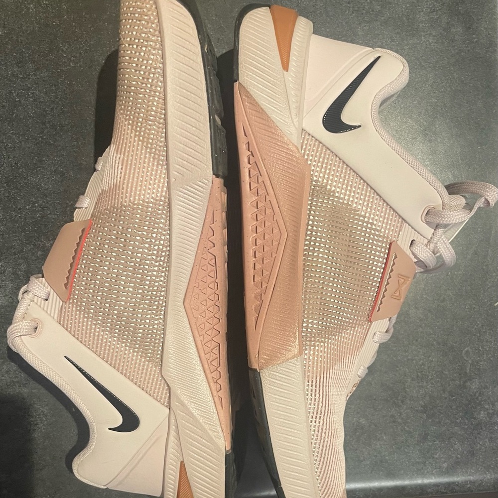 Nike Women’s Metcon 10